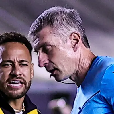 Pedro Ivo aponta que Neymar intimida arbitragem e adversários