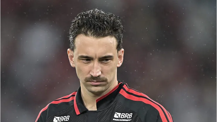 RJ - RIO DE JANEIRO - 13/09/2026 - BRASILEIRO A 2026, FLAMENGO X CORINTHIANS - Leo Ortiz jogador do Flamengo durante partida contra o Corinthians no estadio Maracana pelo campeonato Brasileiro A 2026.
