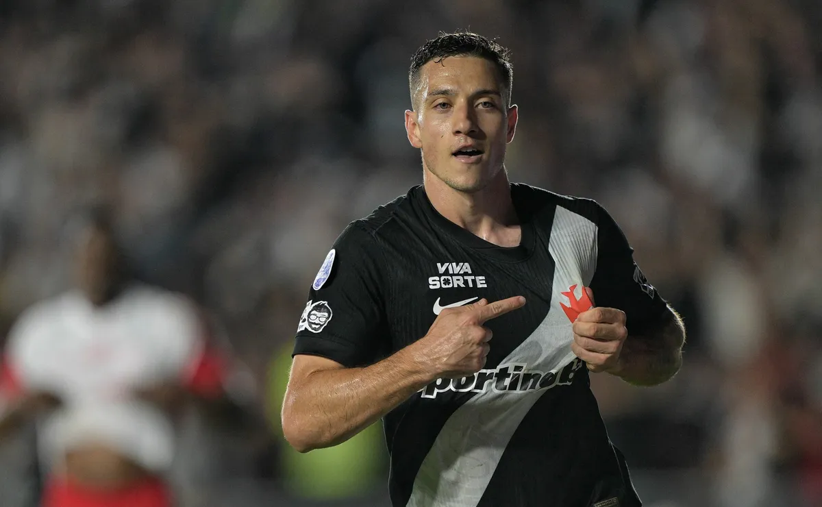 Vasco prepara provável escalação contra o Remo e Bruno Duarte pode ser preservado no Brasileirão