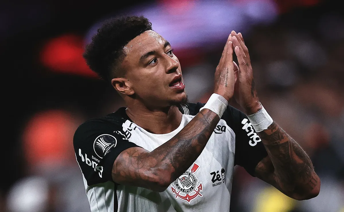 Corinthians vai definir futuro de Lingard e +8 jogadores após avaliação do substituto de Fernando Diniz