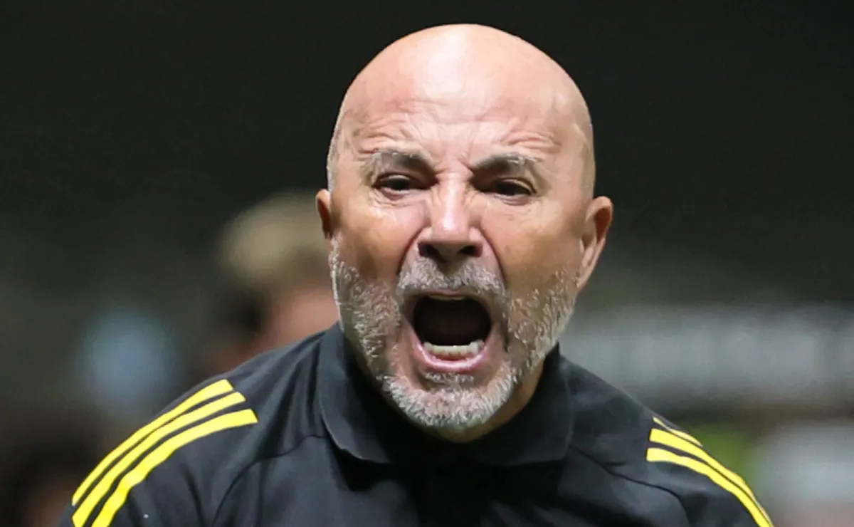 Opinião: Corinthians procura Jorge Sampaoli após recusas e contratação tem pontos positivos e negativos