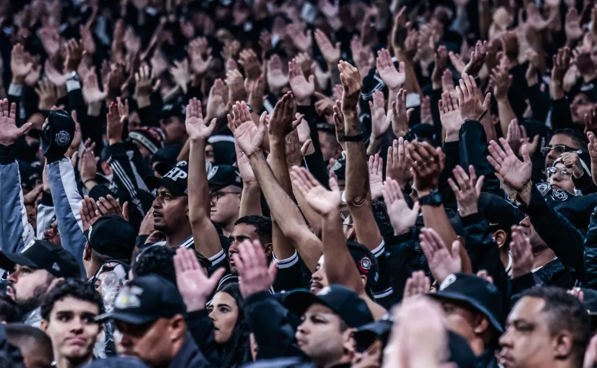 Corinthians terá festa da torcida no CT antes de clássico contra o Palmeiras