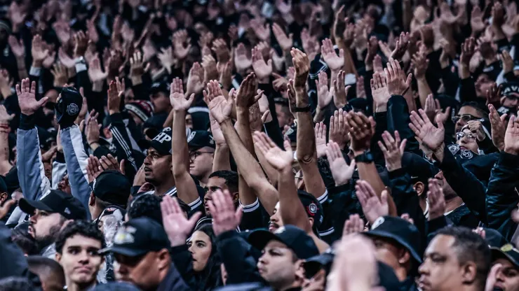 Corinthians terá festa da torcida no CT antes de clássico contra o Palmeiras - Foto: Marcello Zambrana/AGIF