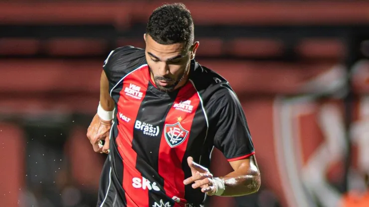 Lucas Silva, atacante do Vitória
