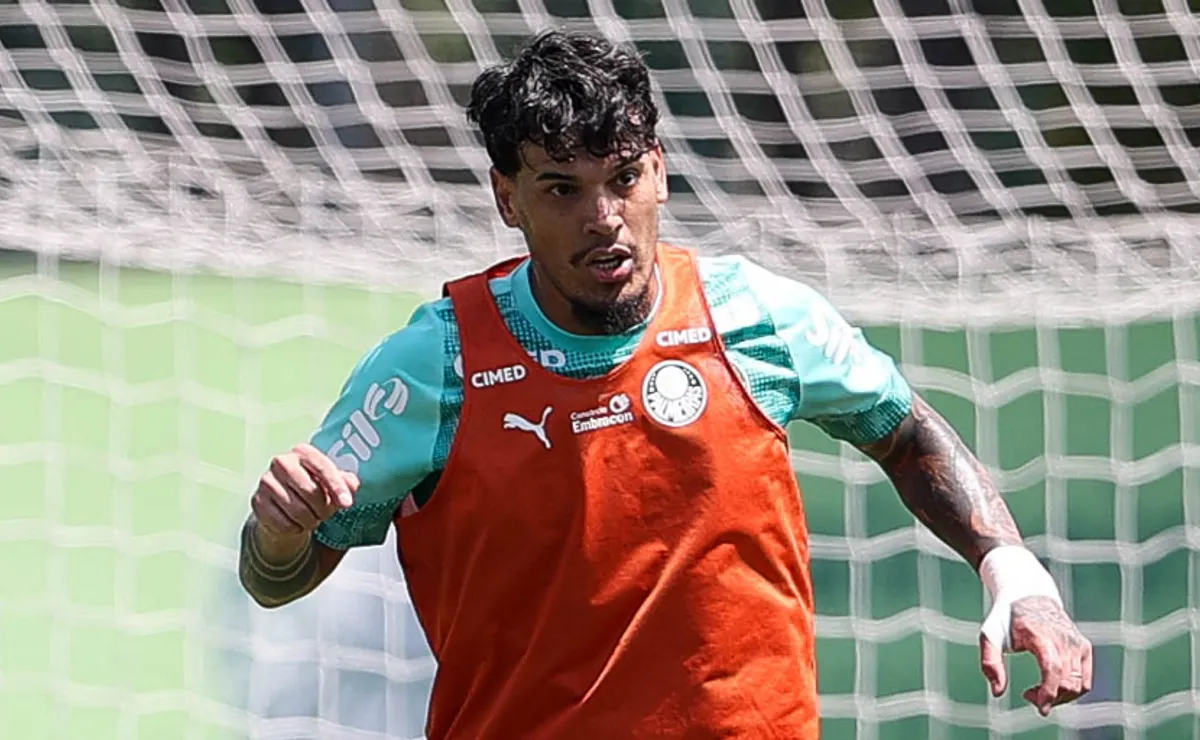 Gustavo Gómez volta ao Derby sob atenção médica, e sua liderança ganha outro significado