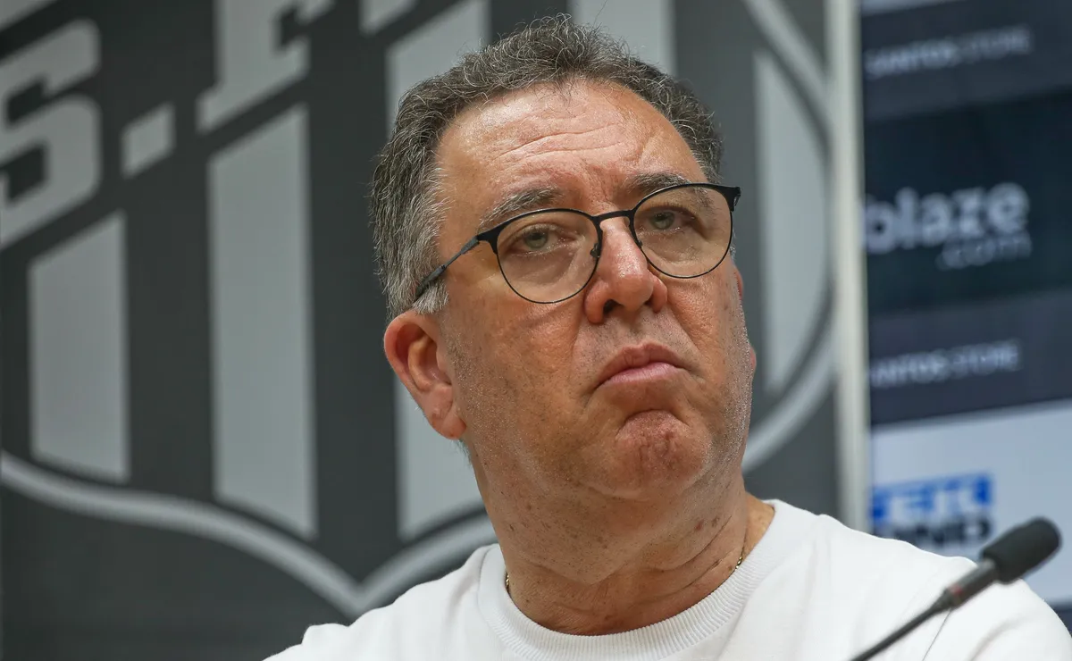 Análise: Marcelo Teixeira defende a sua gestão no Santos e rebate críticas, mas deve explicações à torcida