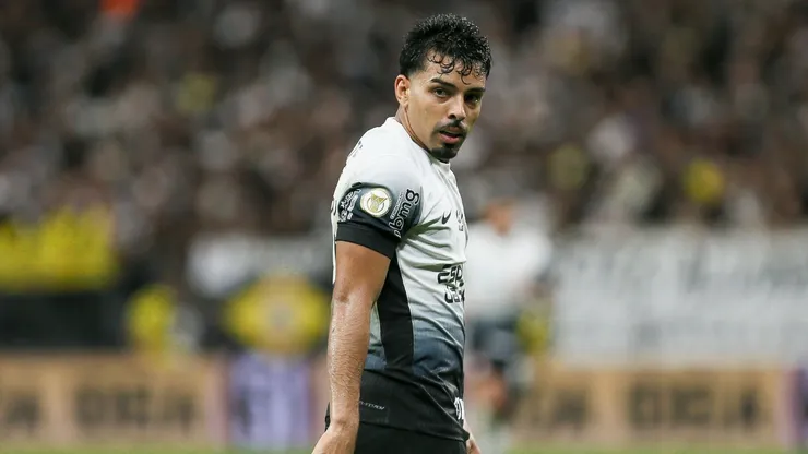 Matheus Bidu marca gol contra bizarro - Foto: Ricardo Moreira/Getty Images