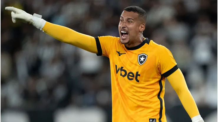 Gabriel Batista goleiro do Botafogo durante partida contra o Palmeiras. Foto: Jorge Rodrigues/AGIF