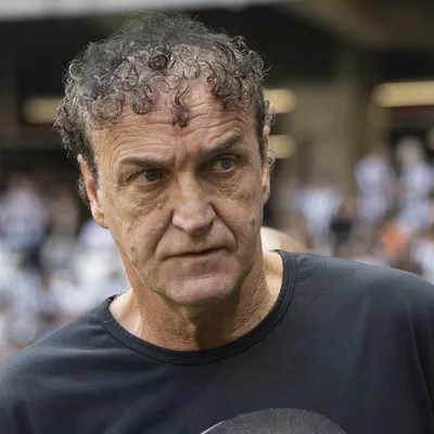 Cuca analisa derrota do Santos e evita criticar Diógenes