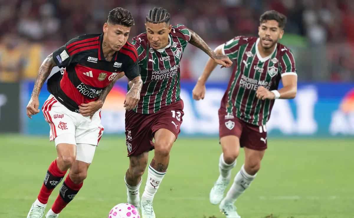 Fluminense não consegue reagir e perde clássico para o Flamengo no Campeonato Brasileiro