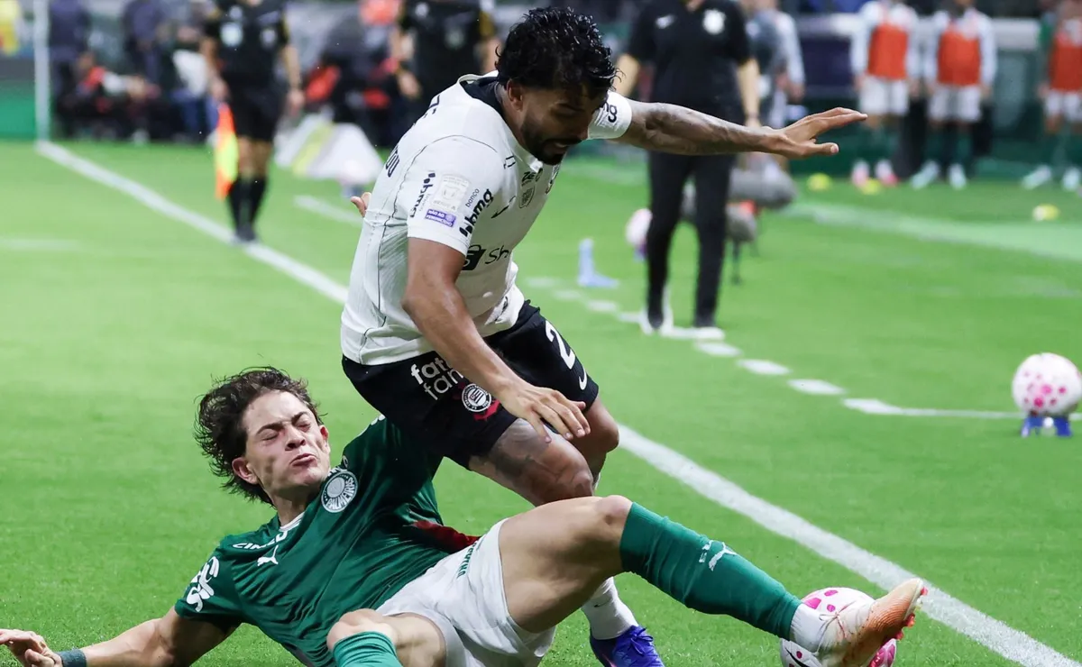 Bastidores do Dérbi têm provocação do Palmeiras e discussão no vestiário do Corinthians
