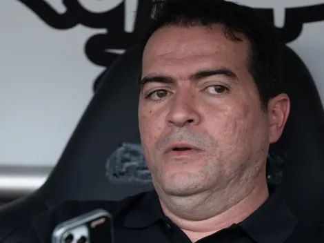 Paz assume riscos e traça plano para Seedorf no Corinthians
