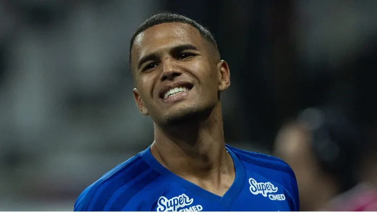 João Costa, atacante do Cruzeiro - Foto: Joisel Amaral/AGIF