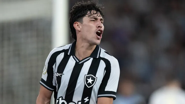 Ferraresi jogador do Botafogo comemora gol durante partida contra o Chapecoense. Foto: Jorge Rodrigues/AGIF