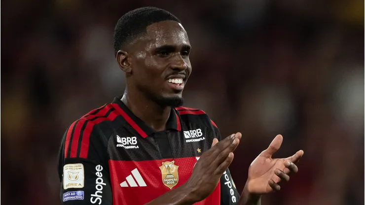 - Evertton Araújo jogador do Flamengo durante partida contra o Coritiba