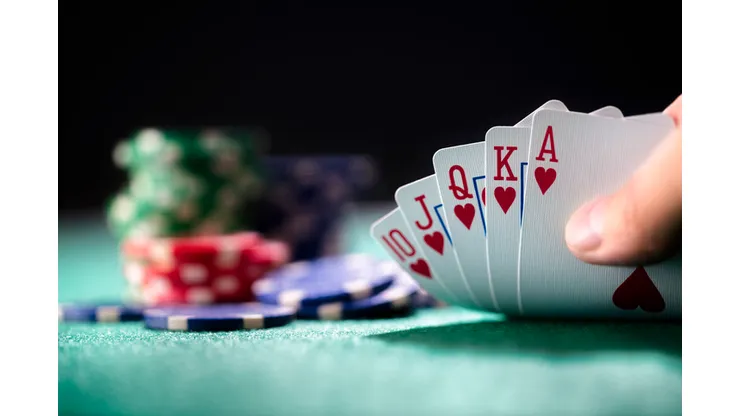 Poker é legal. Entenda como funciona.