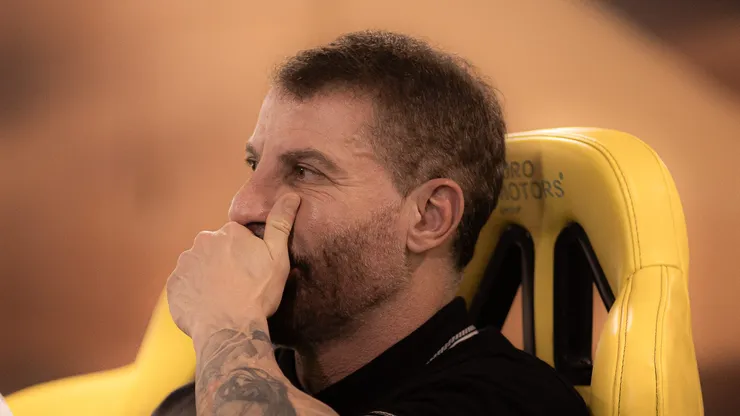 - Pedrinho Presidente do Vasco durante chegada da equipe para partida contra o Vasco