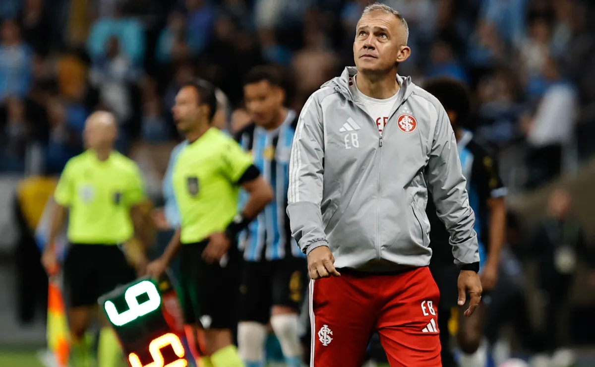 Eduardo Baptista muda o ânimo nos bastidores do Inter e recupera a confiança do elenco
