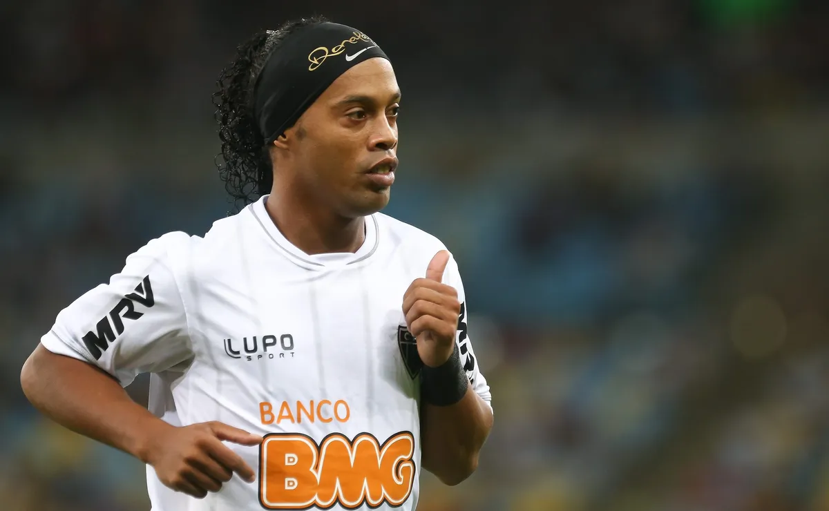 Atlético-MG recebe recado de Ronaldinho Gaúcho antes da semifinal da Sul-Americana