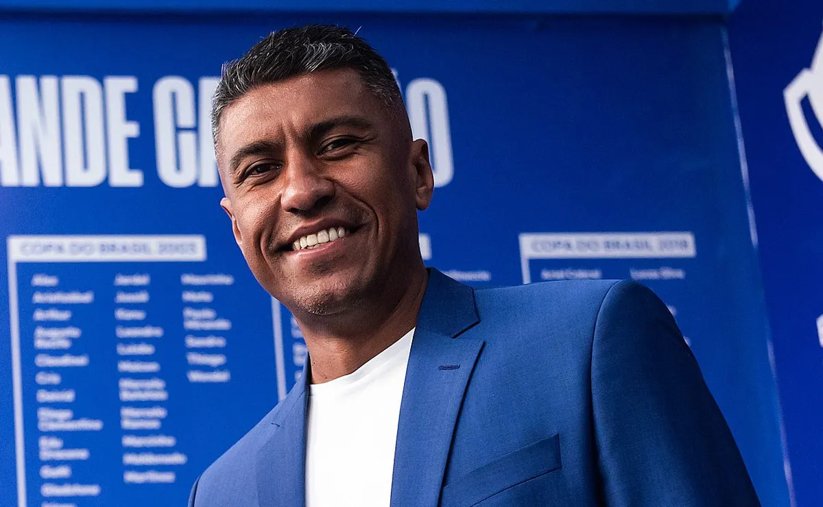 Paulinho revela motivo que fez escolher Cruzeiro e expõe recusa de volta ao Corinthians