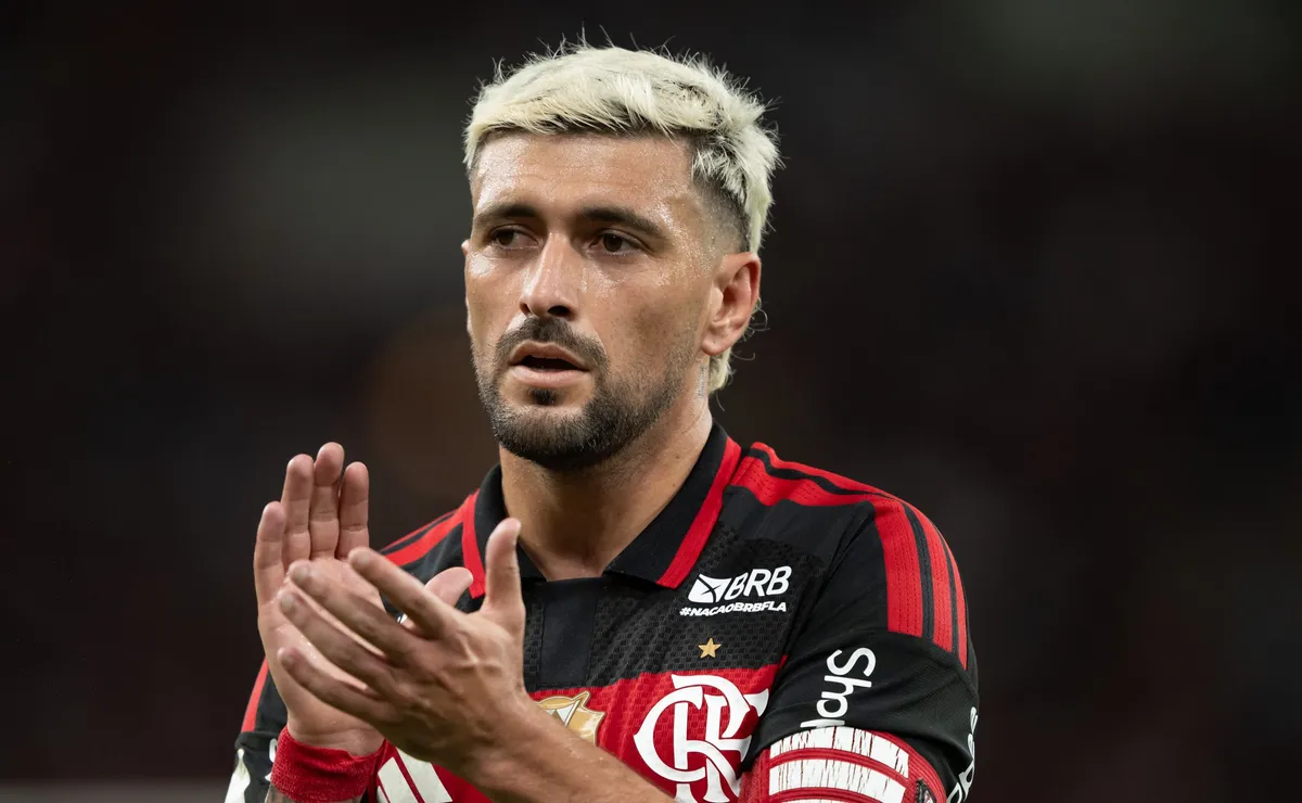 OPINIÃO: O delírio do Peñarol e o real motivo para Arrascaeta ser intocável no Flamengo