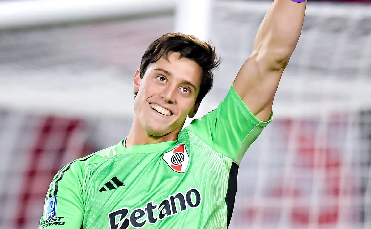 Novo goleiro chegando? Santiago Beltran, do River Plate, agrada ao Flamengo