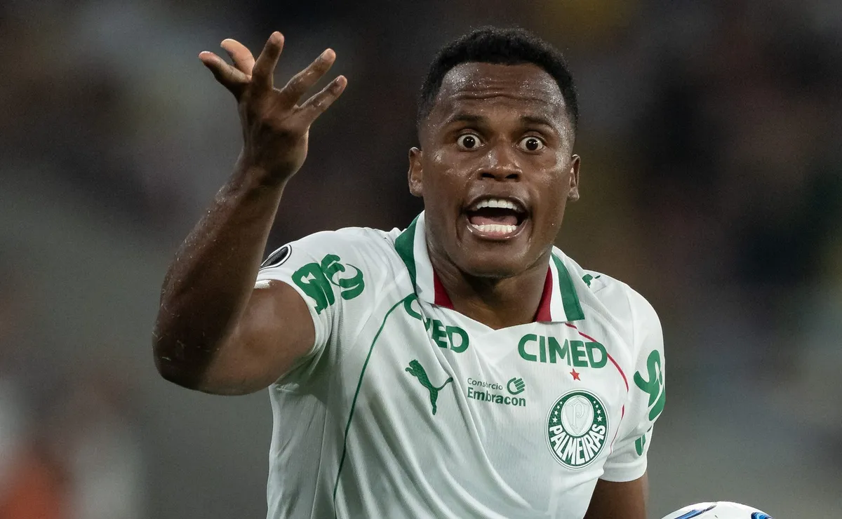 Opinião: Arias precisa deixar passado no Flu de lado e responder em campo pelo Palmeiras