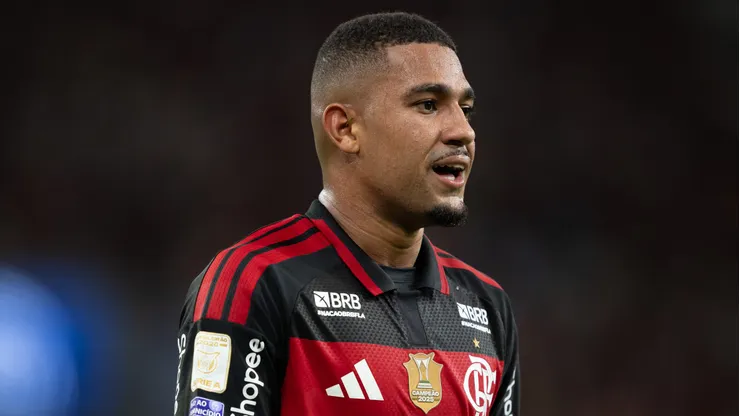 Samuel Lino jogador do Flamengo durante partida contra o Mirassol no estadio Maracana pelo campeonato Brasileiro A 2026.