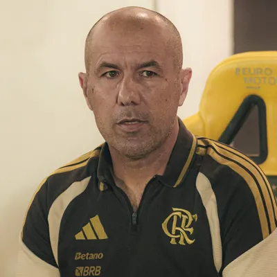 Sem urgência, Leonardo Jardim trava e Flamengo desaba