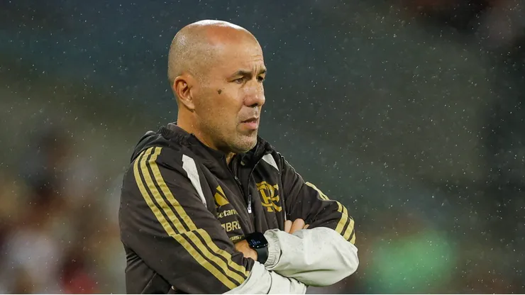 Treinador do Flamengo, Leonardo Jardim, se explica em coletiva - Foto: IMAGO / Carneiro Images