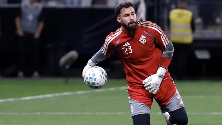 Matheus Cunha será titular contra o Mirassol. Marcello Zambrana/AGIF.