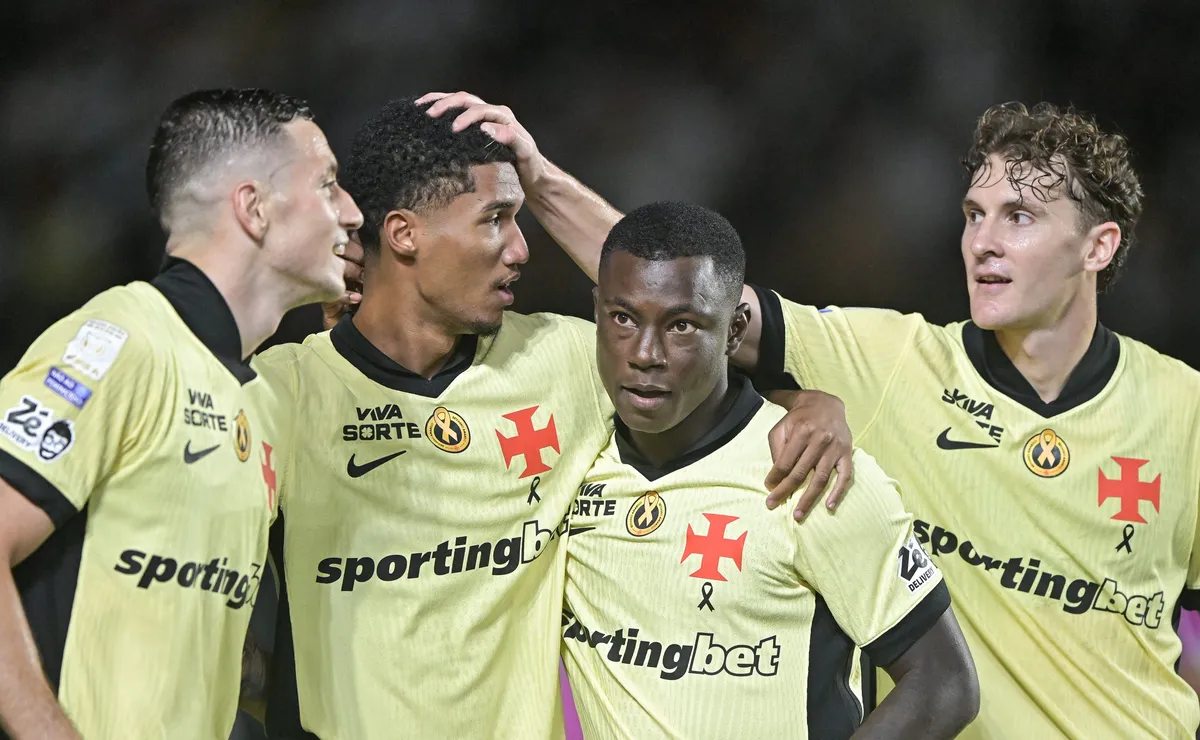 Vasco pode poupar titulares contra o São Paulo de olho em decisão com o Boca Juniors