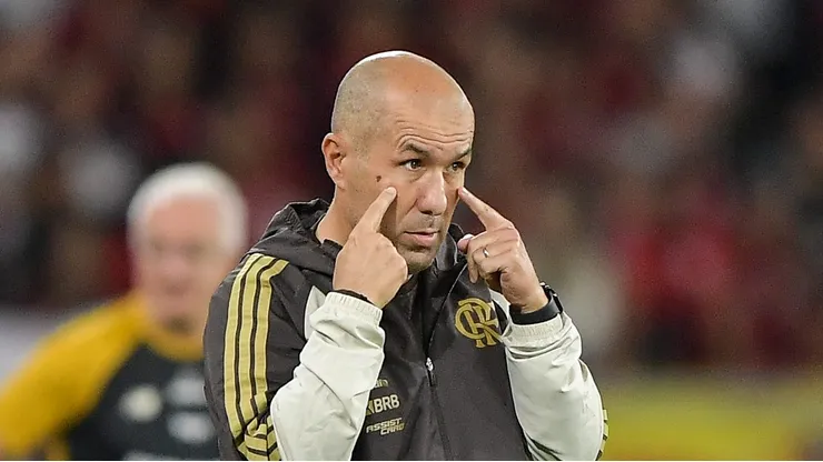 - Leonardo Jardim tecnico flamenguista
