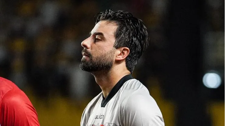Goleiro Matheus Albino tem contrato no CRB até 2028, porém agrada à comissão técnica de Abel Ferreira - Foto: Divulgação/CRB