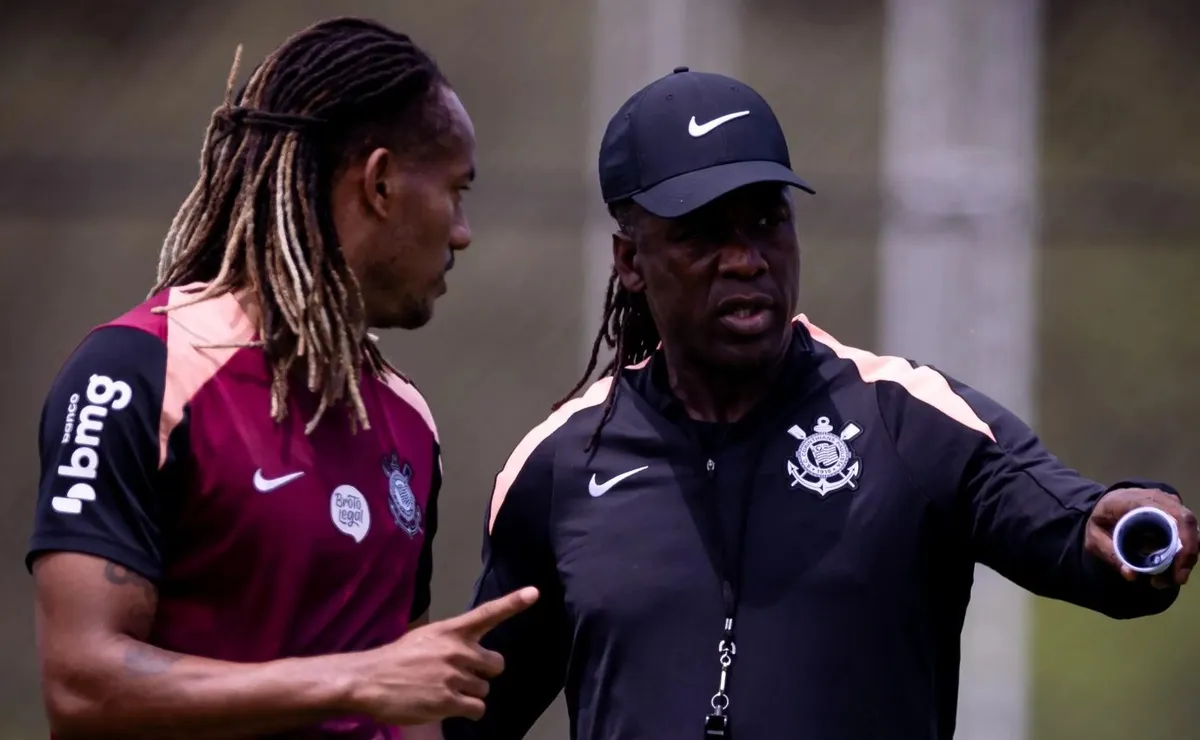 Opinião: Seedorf fez muito bem em aumentar participação de psicóloga com jogadores do Corinthians
