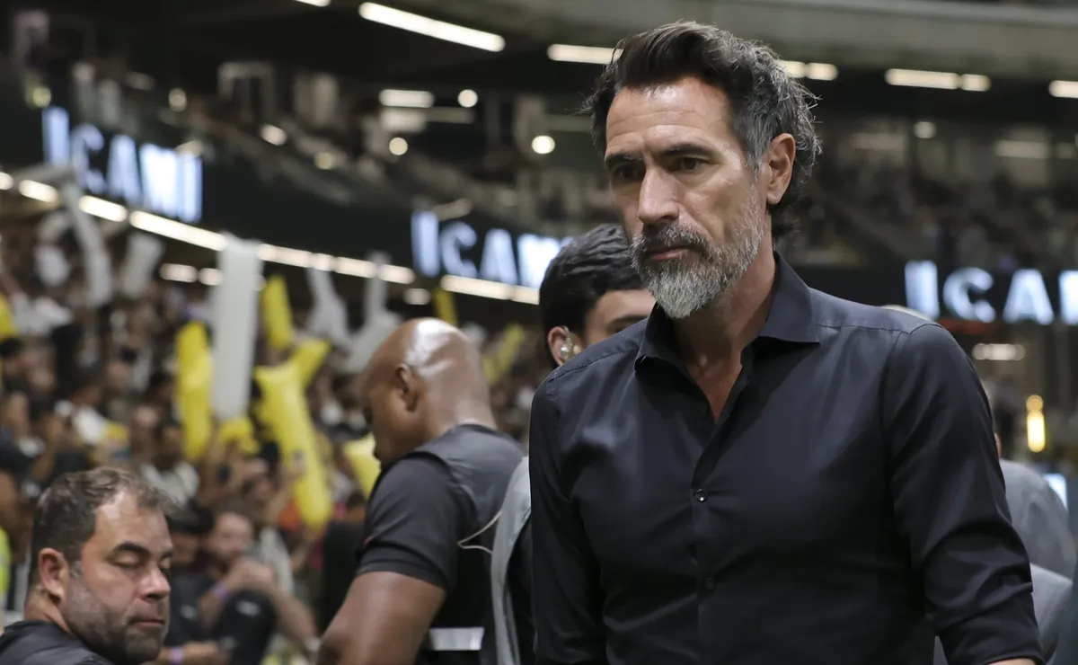 Atlético-MG prepara escalação alternativa contra o Coritiba de olho na Sul-Americana