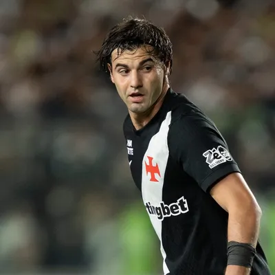Santiago Sosa melhora números do Vasco desde a estreia