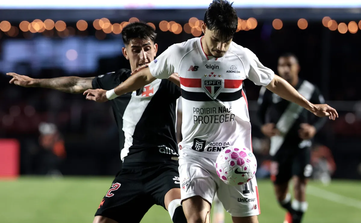 São Paulo vence Vasco por 1 a 0 e sobe na tabela de classificação do Brasileirão