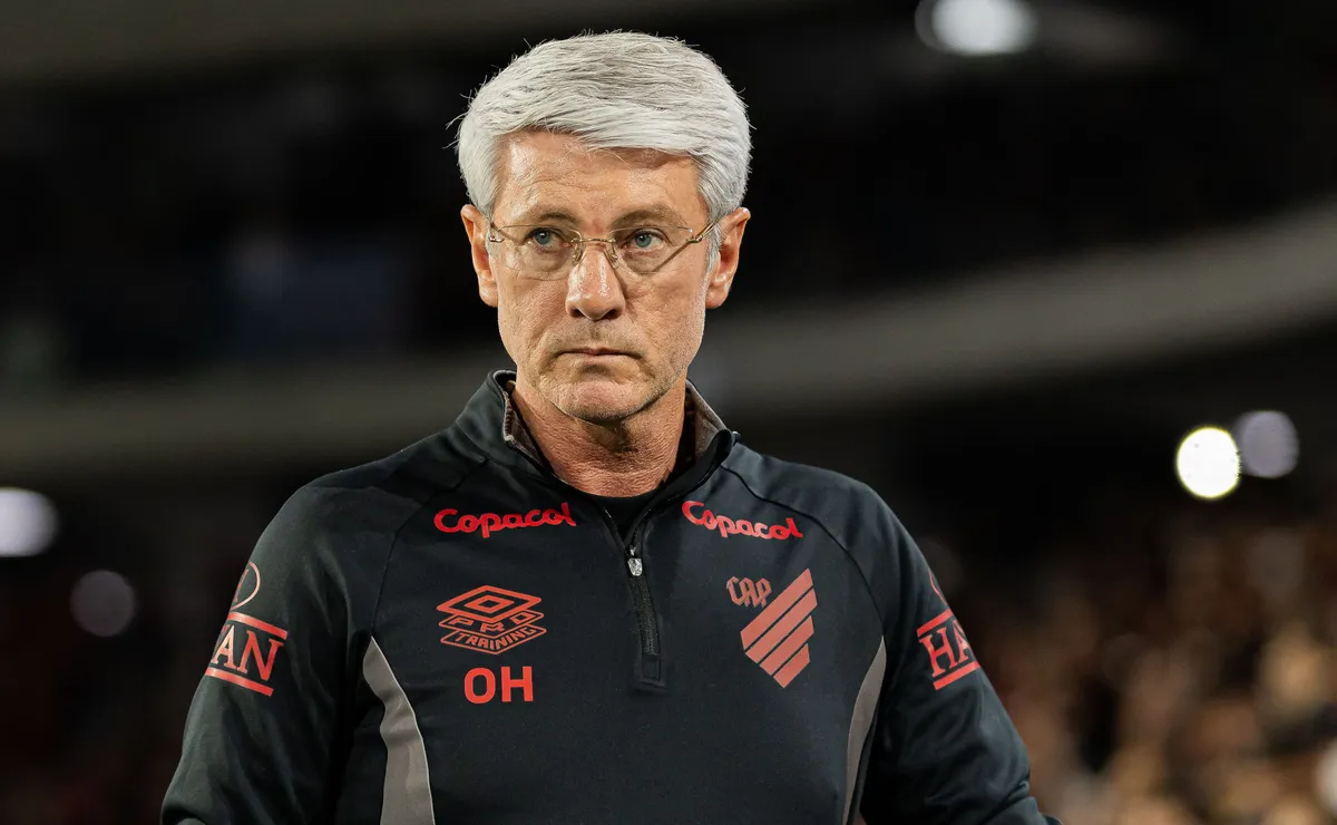 Odair Hellmann, técnico do Athletico, se rende ao Palmeiras: “Mostraram por que foram campeões”