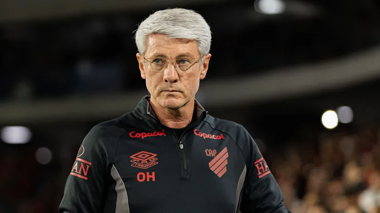 Odair Hellmann elogiou força defensiva do elenco de Abel Ferreira após vitória do Palmeiras em Curitiba