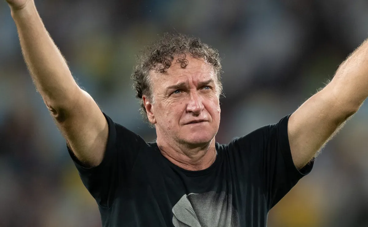 Opinião: Cuca mantém convicção de esquema ofensivo e Santos consegue grande vitória contra o Fluminense