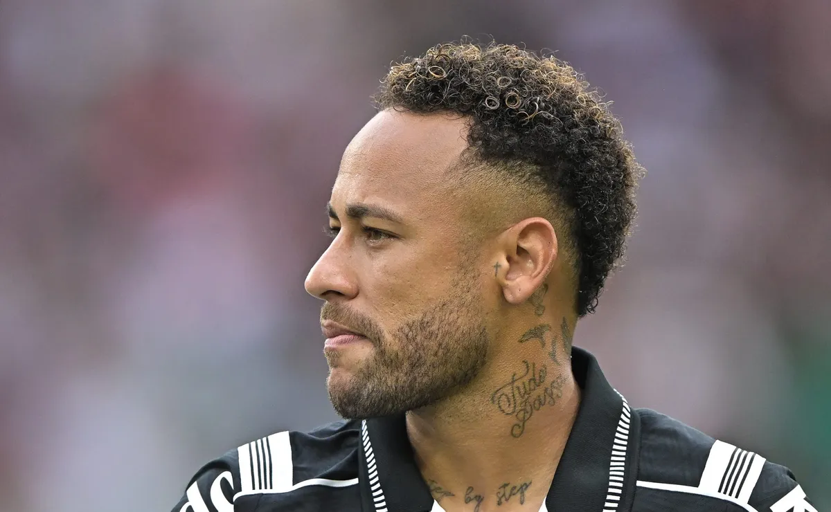 Neymar revela que quase deixou o Santos para jogar Mundial pelo Fluminense: “Acabou não acontecendo”