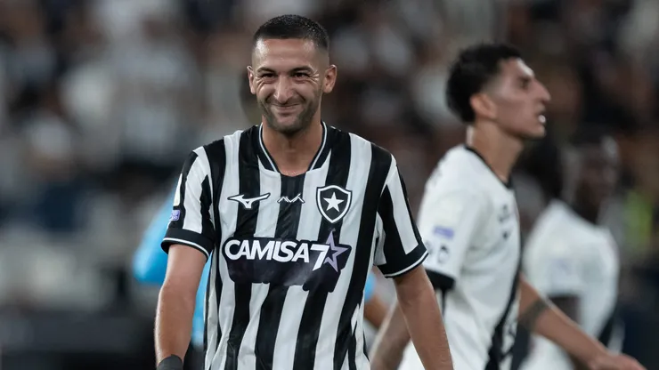 Ziyech durante partida pelo Botafogo. Foto: Jorge Rodrigues/AGIF