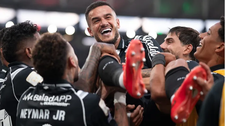 Coutinho tem contrato até o fim de 2026 - Foto: Jorge Rodrigues/AGIF.