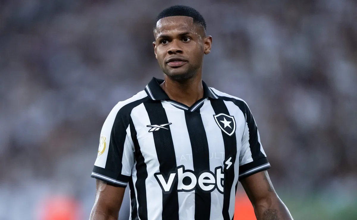 Botafogo tem situação de Júnior Santos indefinida após notícia sobre retorno ao Atlético-MG