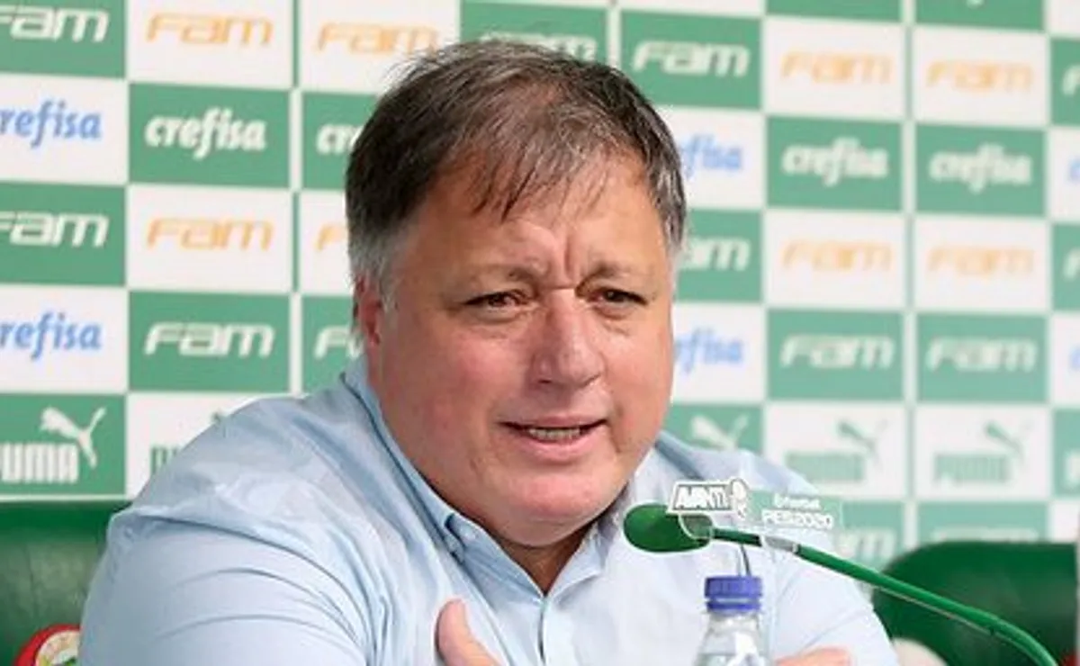 Anderson Barros pode deixar o Palmeiras para trabalhar na SAF do Vasco