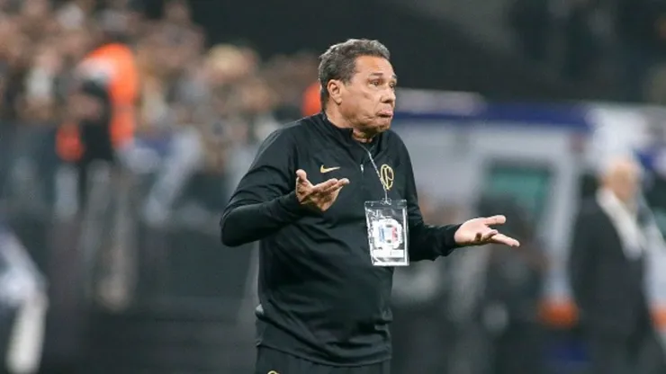 Luxemburgo dispara criticas a Seedorf e se oferece ao Corinthians - Foto: Miguel Schincariol/Getty Images