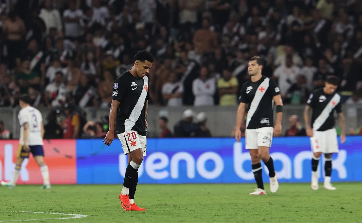 Vasco sofre gol no fim, perde para o Boca Juniors e dá adeus à Copa Sul-Americana