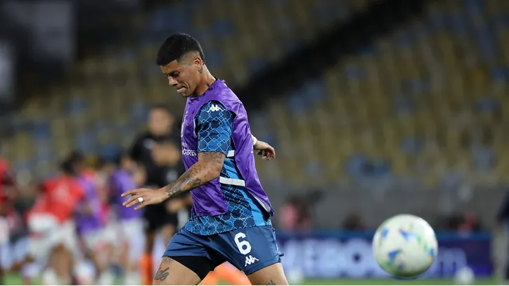 Rojo é liberado e está confirmado para enfrentar o Flamengo no Maraca, pelo jogo de volta na semifinal de Libertadores - Foto: Wagner Meier/Getty Images