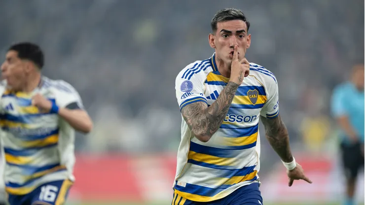 - Di Lollo jogador do Boca Juniors comemora seu gol durante partida contra o Vasco